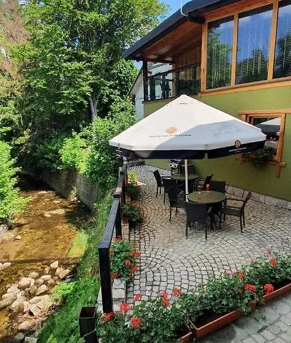 Gosciniec Pod Lipa Bed & Breakfast Szklarska Poreba