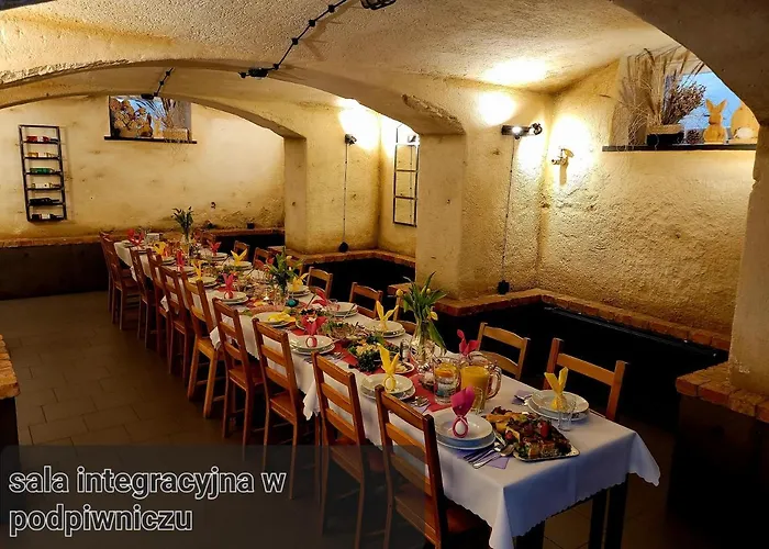 Bed & Breakfast Gosciniec Pod Lipa 3*