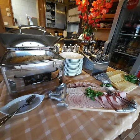 Gosciniec Pod Lipa 스클라르스카포렘바