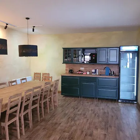 לינה וארוחת בוקר Gosciniec Pod Lipa 3*