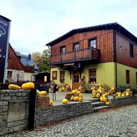 לינה וארוחת בוקר Gosciniec Pod Lipa