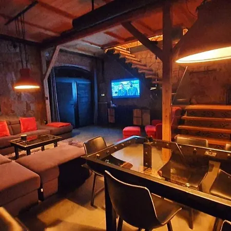 Gosciniec Pod Lipa 3* שצ'קלארסקה פוראובה