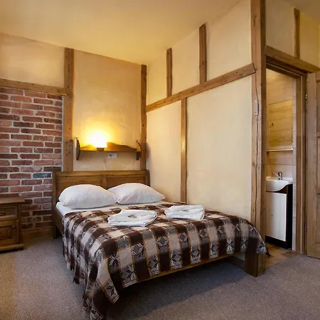 Gosciniec Pod Lipa B&B 3*