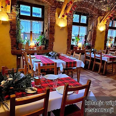 Gosciniec Pod Lipa 3*
