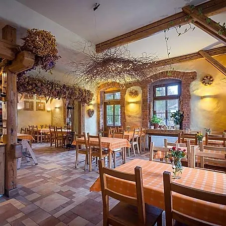 Bed & Breakfast Gosciniec Pod Lipa