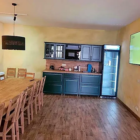 Bed & Breakfast Gosciniec Pod Lipa 3*