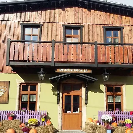 Gosciniec Pod Lipa שצ'קלארסקה פוראובה