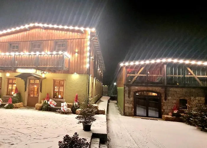 Gosciniec Pod Lipa Bed and breakfast